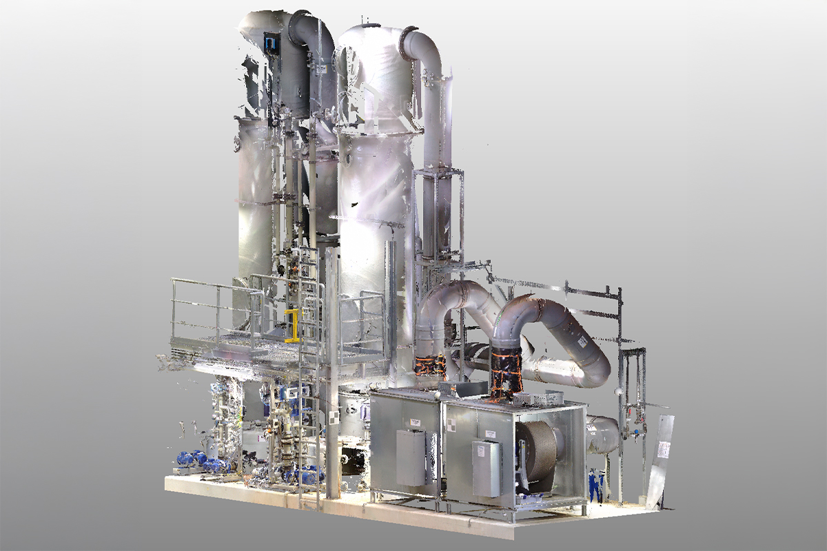 Industrieanlage mit rohren und Tanks